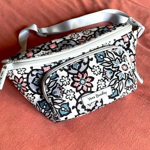 Vera Bradley Fanny pack - gently used